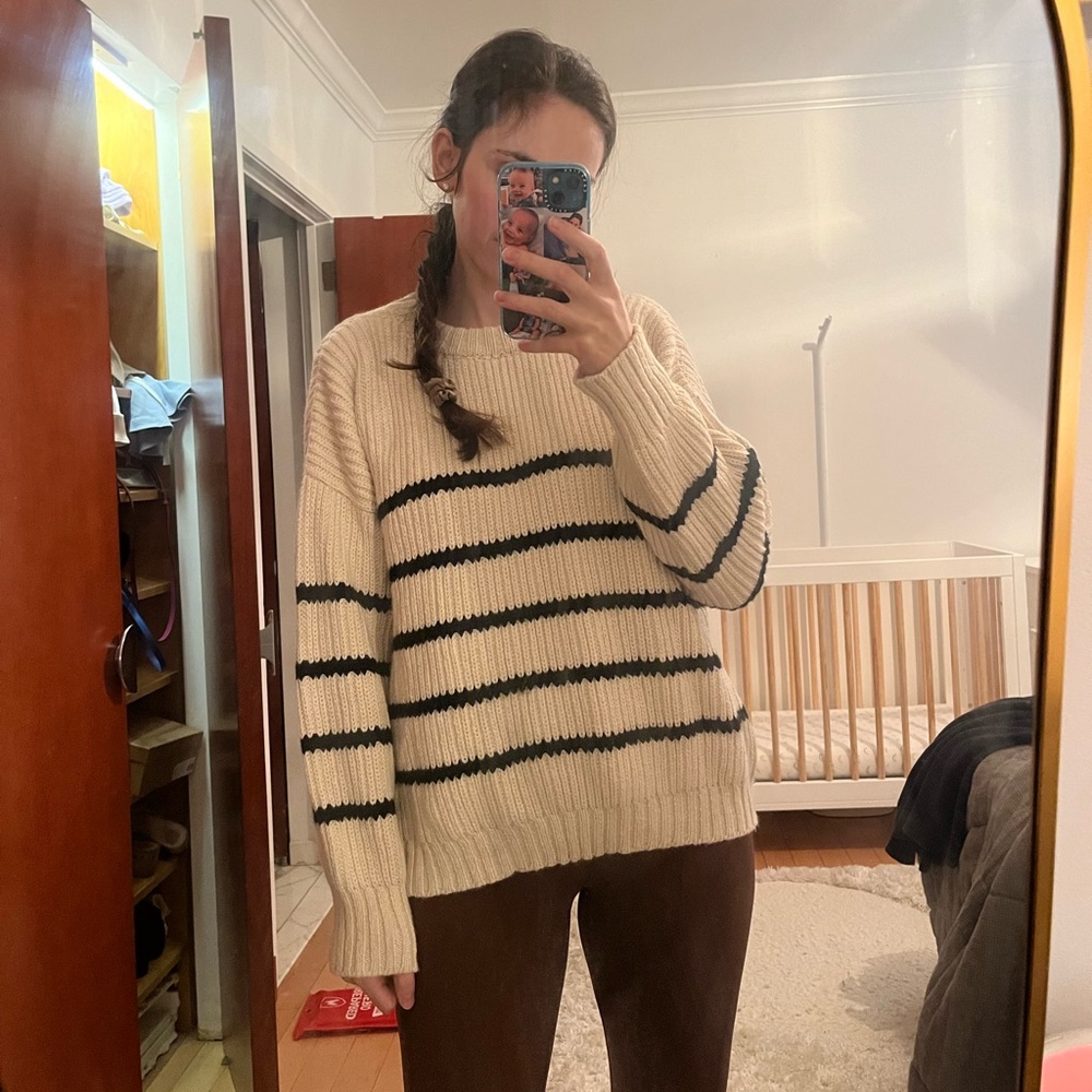 Laude the label stripped sweater